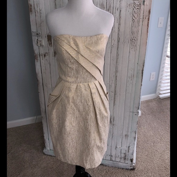 Max & Cleo gold brocade dress size 6 🎉 - Picture 1 of 5
